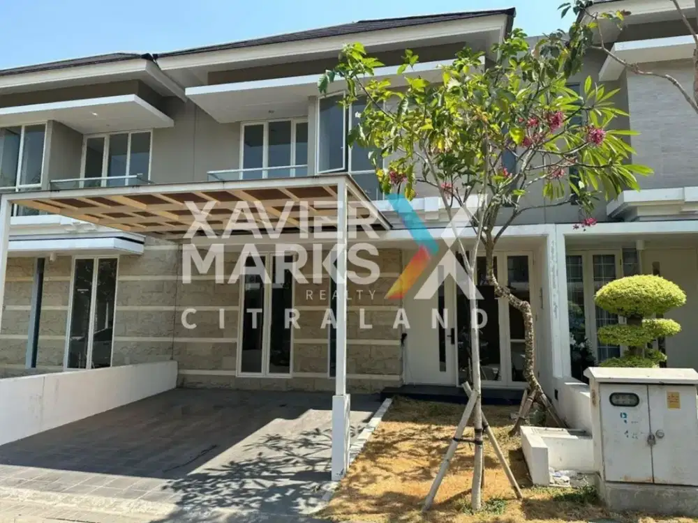 Rumah Green Lake, Bangunan 2 Lantai Hunian Nyaman