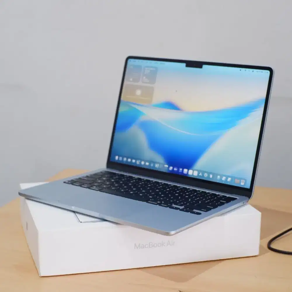 MacBook Air M4 24/512GB Sky Blue Ibox