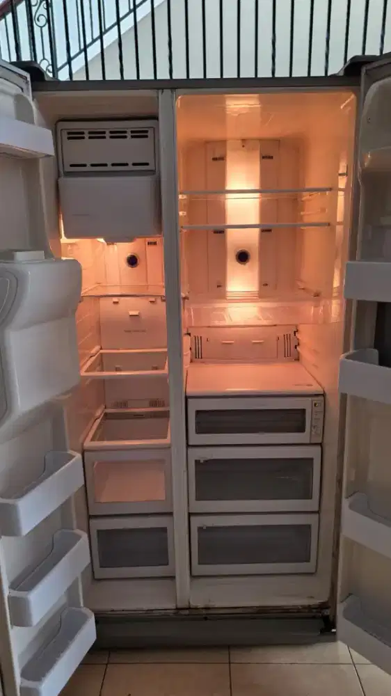 Service AC panggilan service kulkas