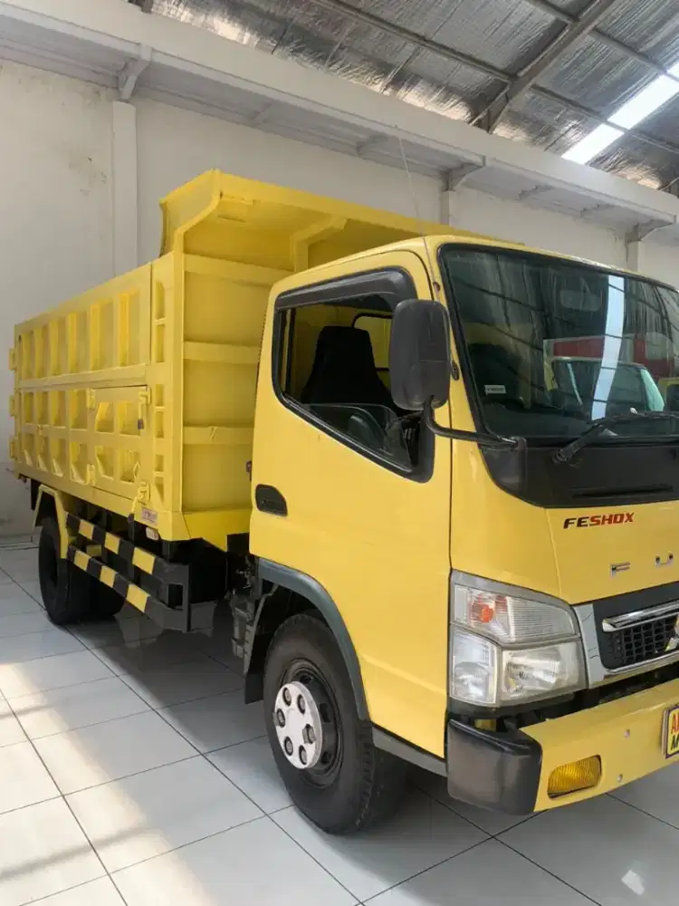Mitsubishi Canter Dump Truck 2022