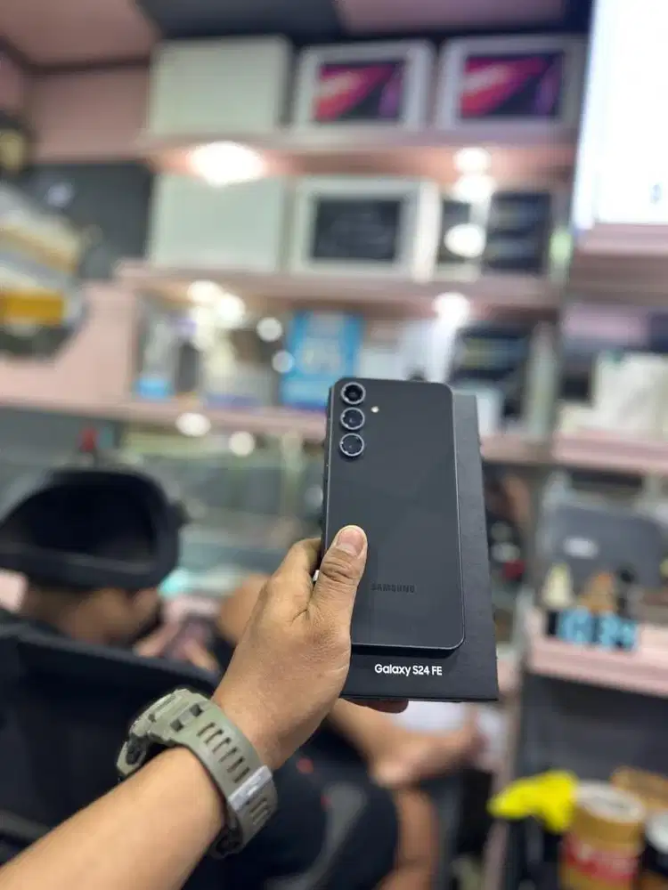 Samsung S24 FE 5G 8/512Gb Sein Fullset Original Nominus