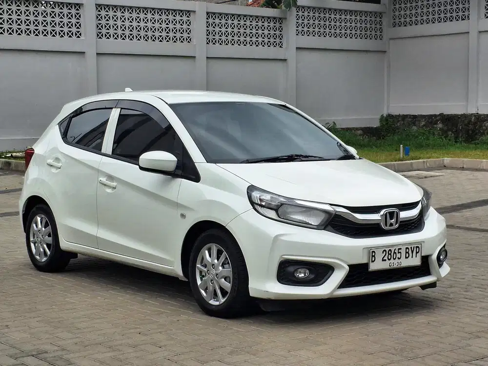 Honda Brio E Satya 1.2 At 2018 
Warna Putih
Km 39 Rb
Pajak January