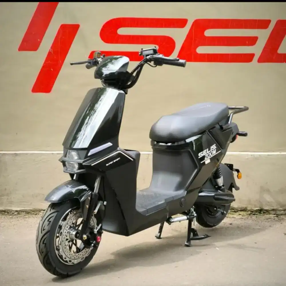 Sepeda listrik selis zoom