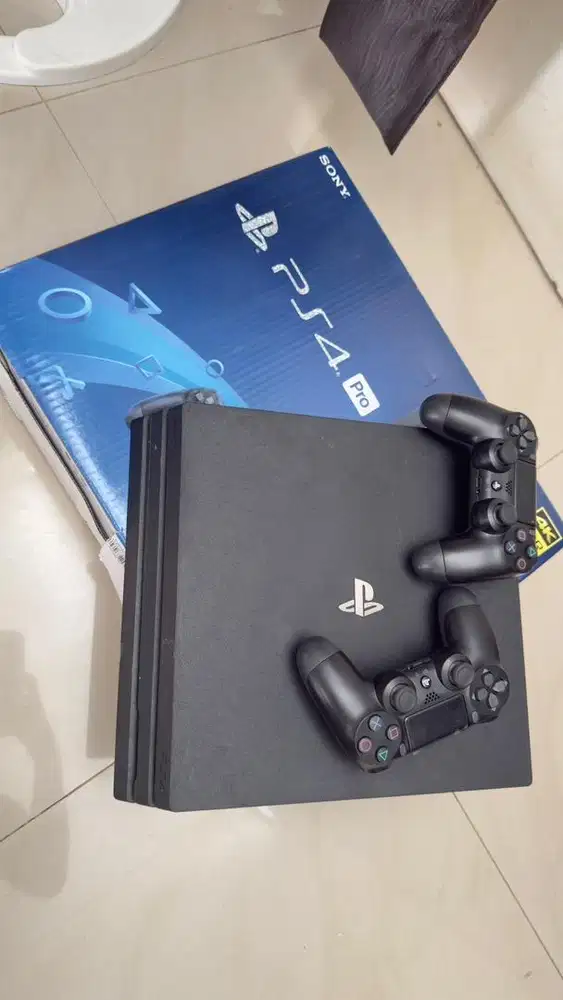 PLAYSTATION PRO 4 SLIM 1 TB