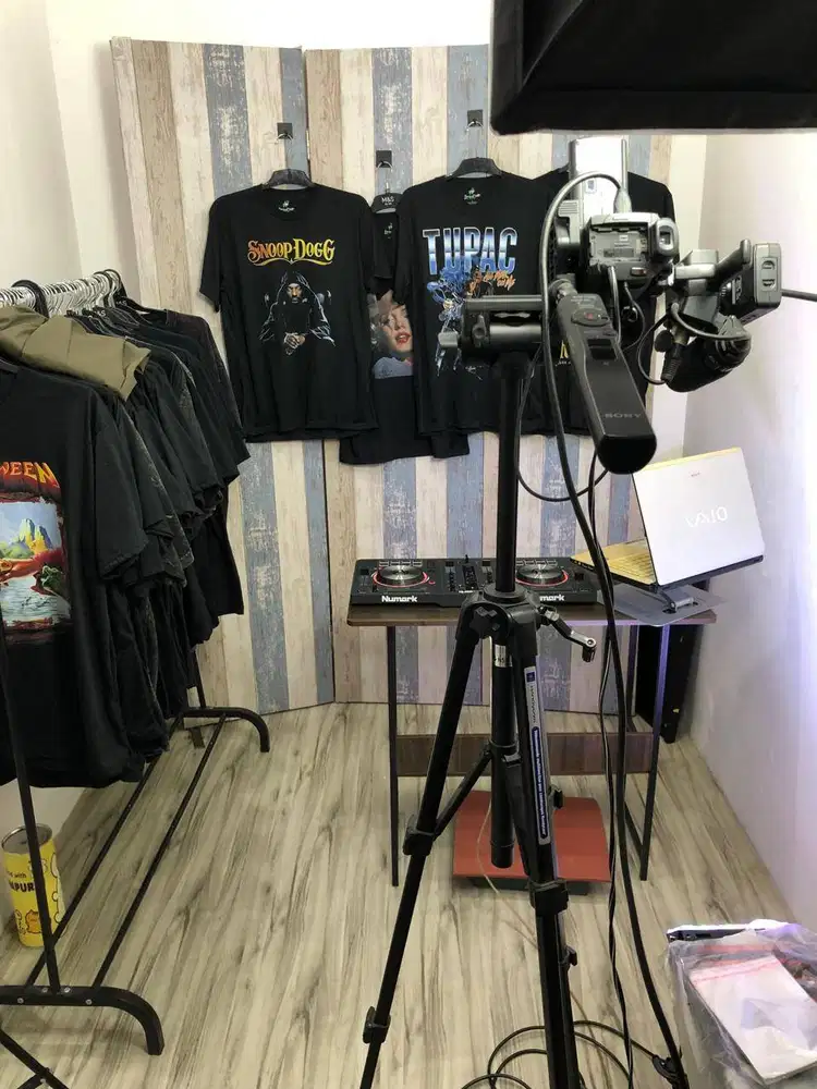 Host Live Marketplace