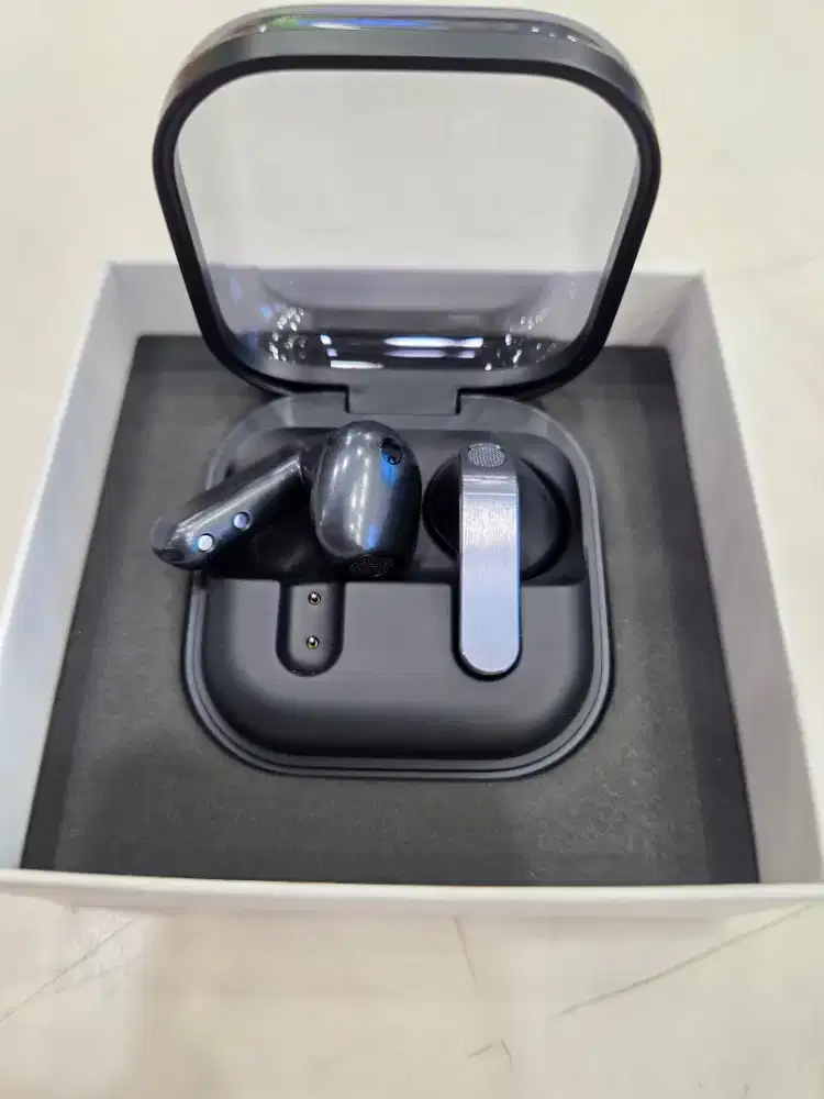 Samsung gakaxy buds4 dan s26 series