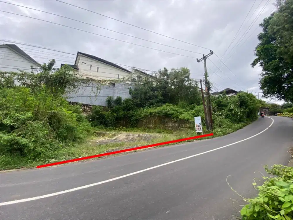 Tanah Langka Jalan Utama Toyaning Ungasan Dekat Pantai Melasti