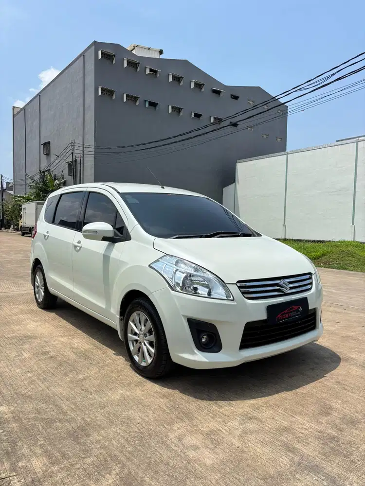 Suzuki Ertiga 1.4 GX 2014 Automatic ( Putih Metalik )