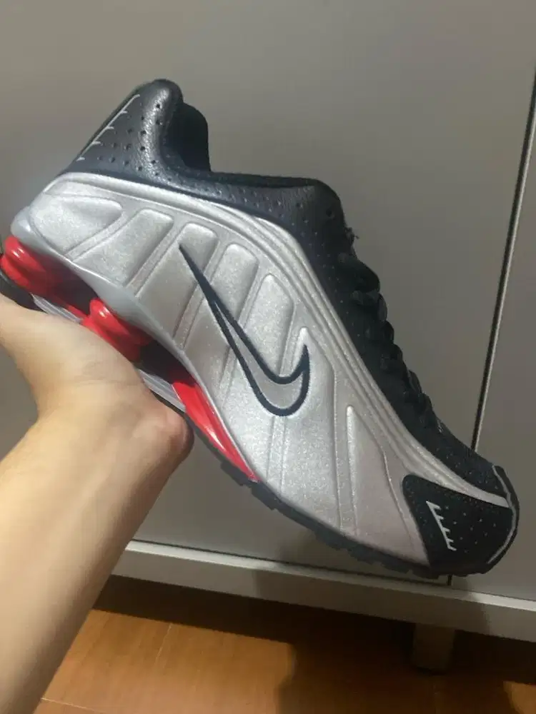 Nike Shox r4 Silver Red