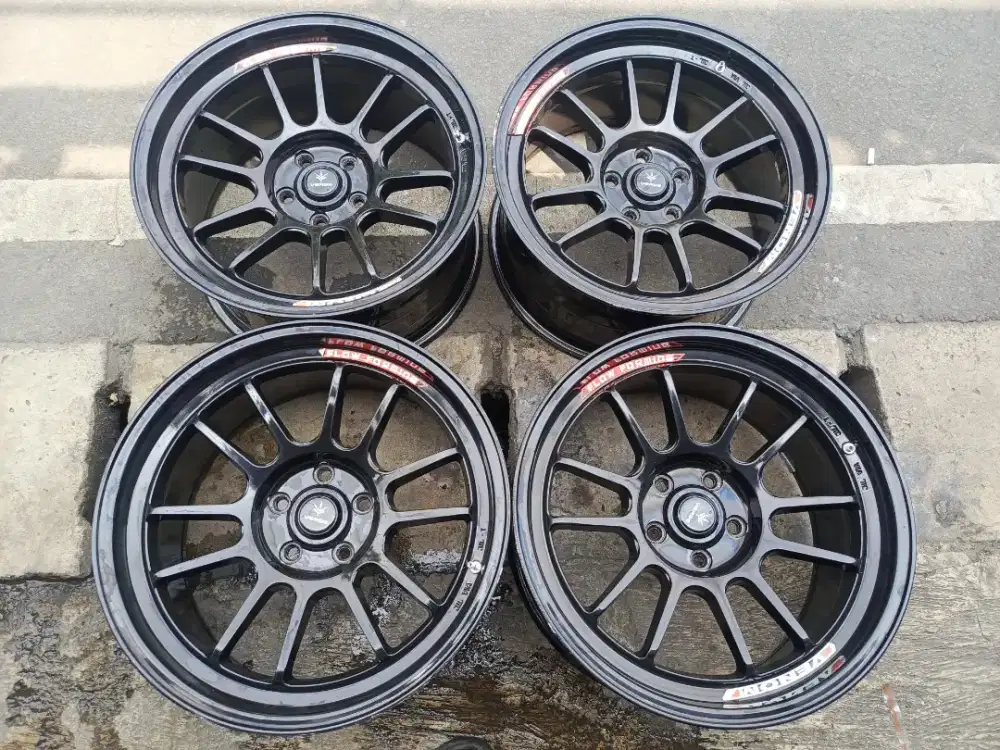 Dijual Velg Racing Model Venom Ring 18 Lebar 9in Lubang PCD 5×114