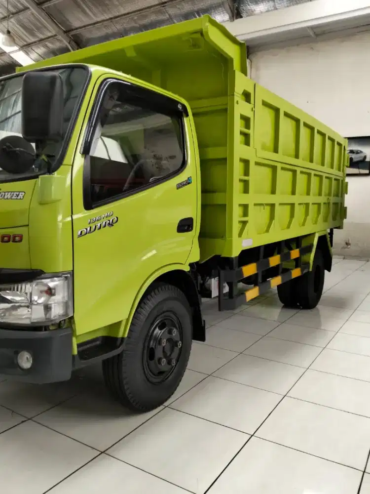 Hino Dutro Dump Truck 2023
