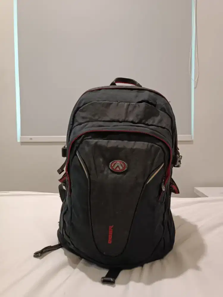 Tas Backpack Branded