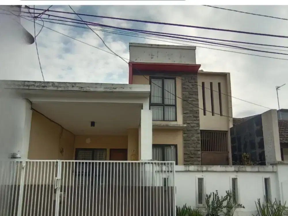 RUMAH 2 LANTAI DI GRIYA LOKA BSD 'DMB38'