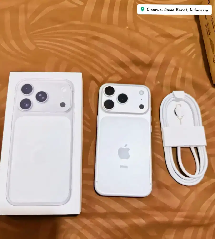 Iphone 17 promax silver