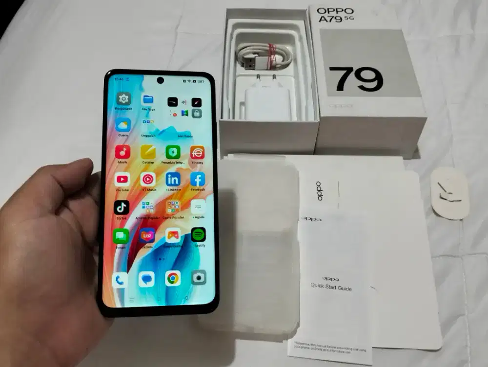 BU OPPO A79 5G RAM 8GB +4GB / 256GB 5G 6.72in 50MP Dimensity 6020 NFC