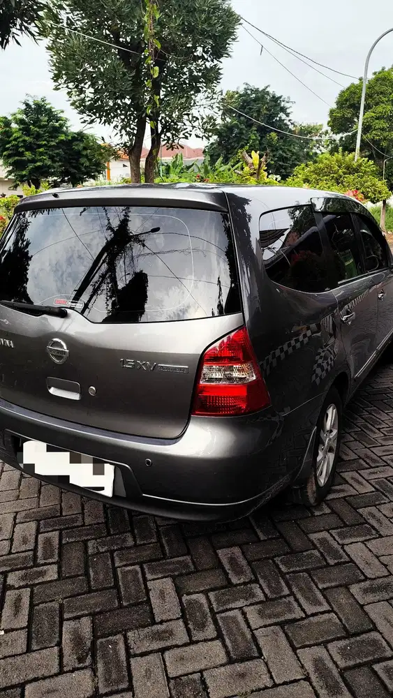 Nissan Grand livina 2012 Istimewa