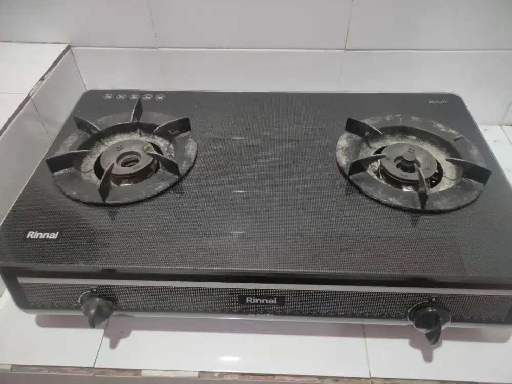 Kompor tempare glass rinnai