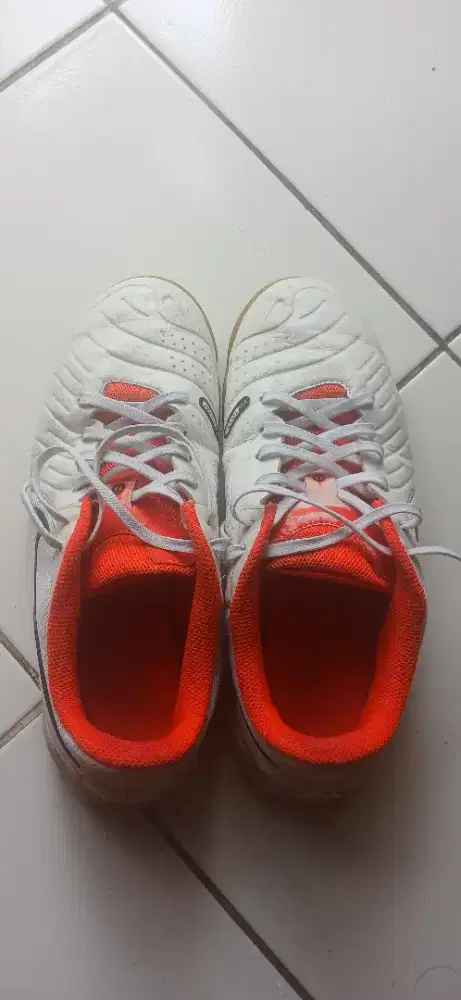 Sepatu Futsal Nike Tiempo 10 Academy