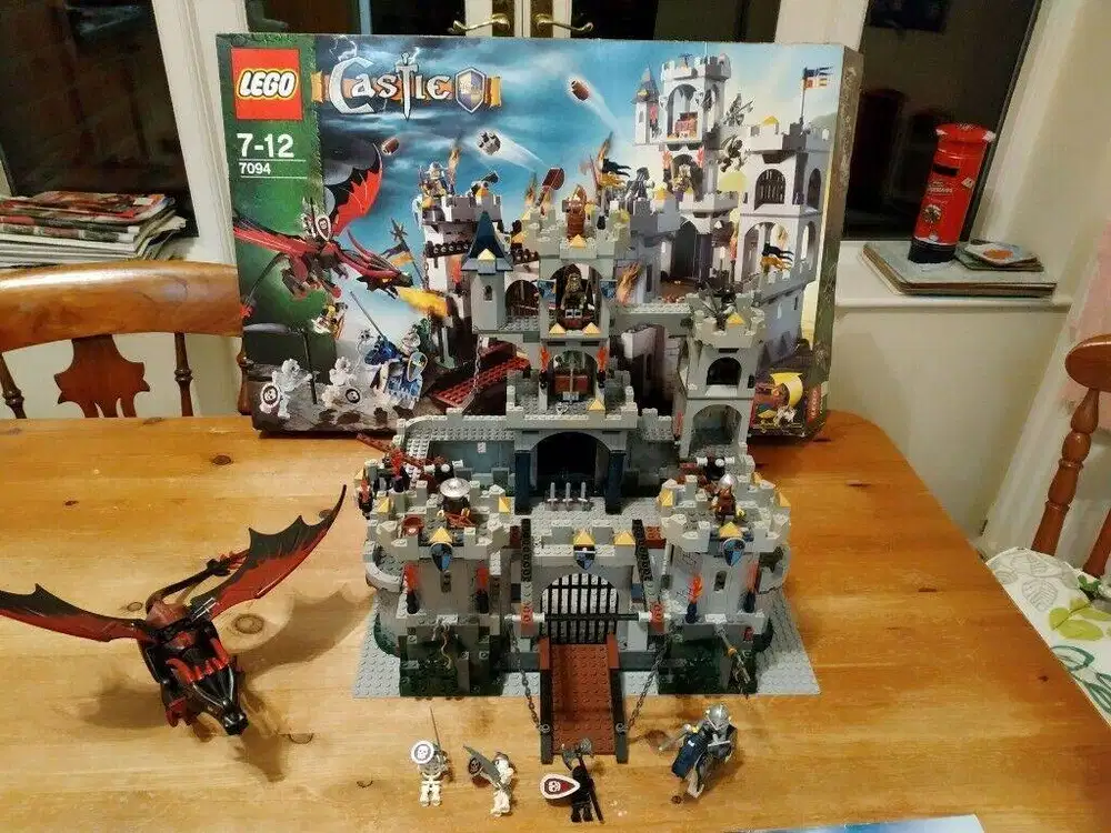 Lego castle vintage 7094 - Castle Siege Crown knights