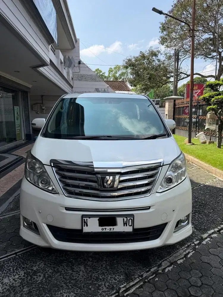 JUAL MOBIL ALPHARD PUTIH 2.4G AT TAHUN 2012