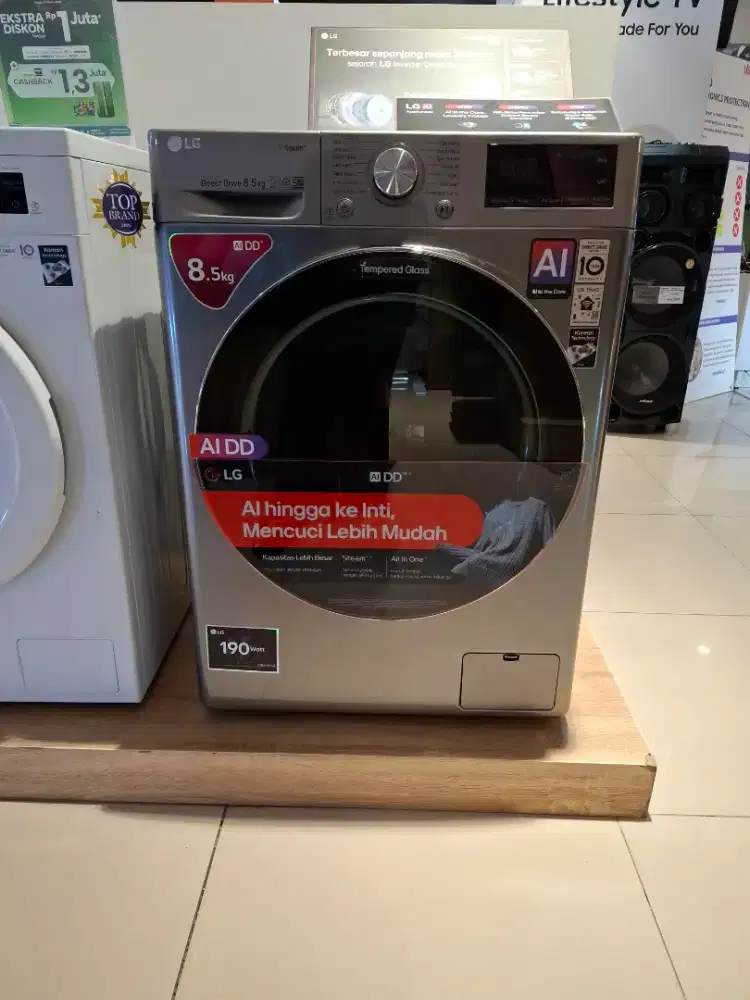 Mesin cuci LG front loading