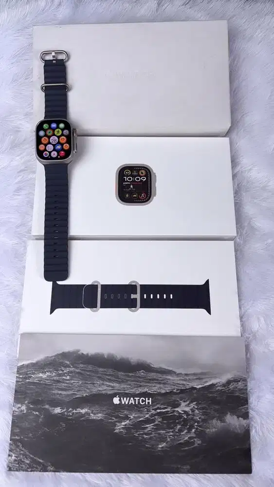 Apple Watch Ultra 2 w/ Ocean Band (garansi on sampai Oktober )