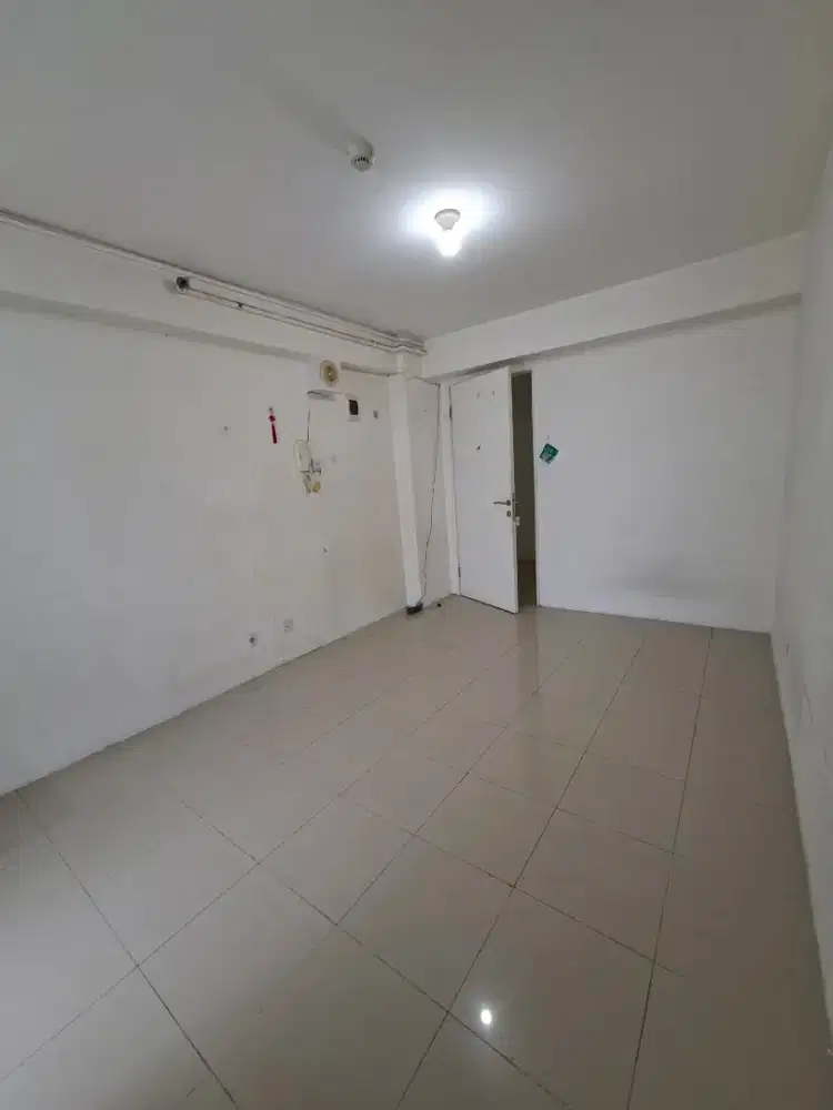 Sewa Studio Kosongan Apartemen Bassura City 23.5 JT/1 Tahun Free ipl