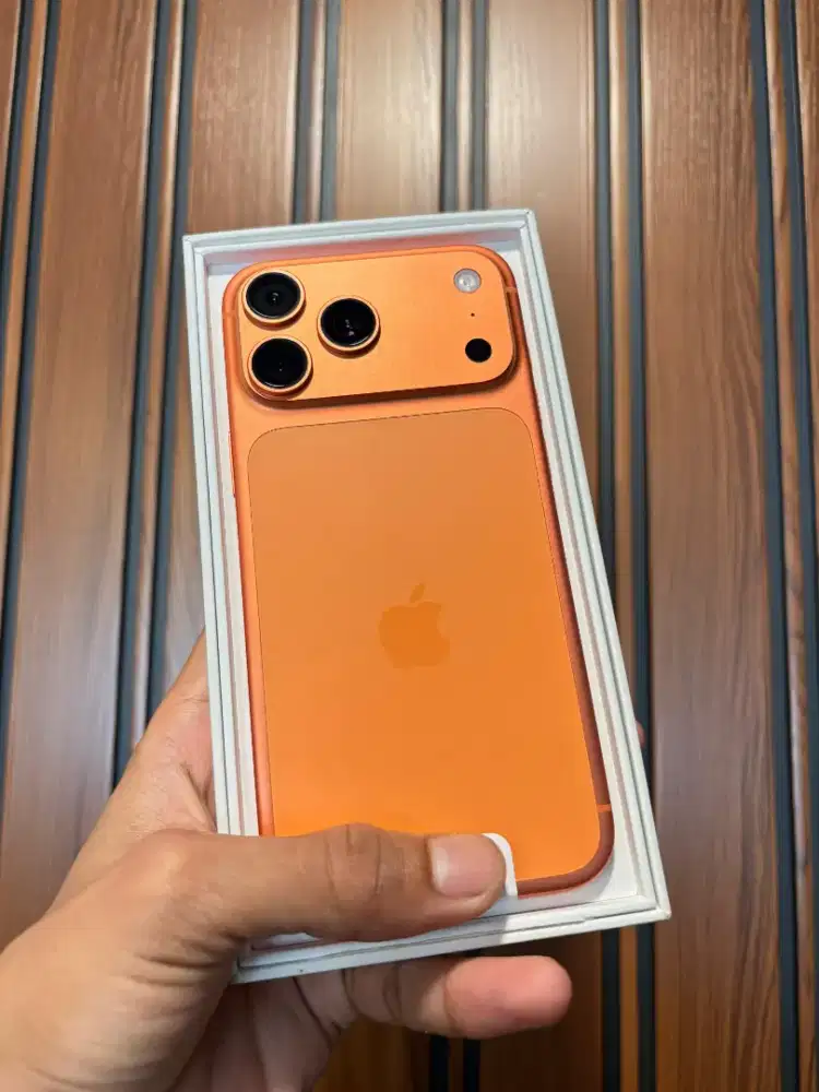 iPhone 17 pm cosmic orange 256gb iBox