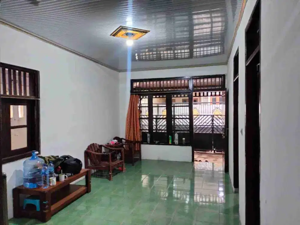 Di Jual Rumah 1 LT di Menceng Cengkareng Jalan 1 Mobil Tidak Banjir