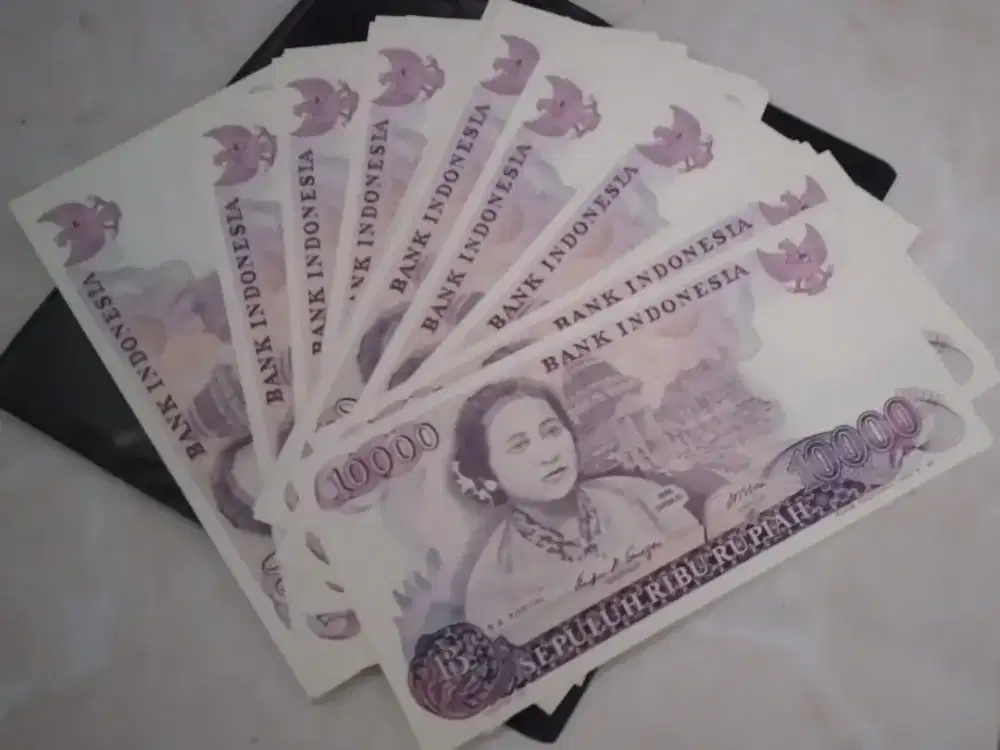 Uang kertas 10000 (sepuluh ribu) Kartini 1985