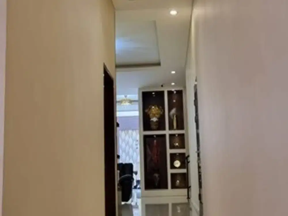 Rumah Beserta Tempat Usaha Jagakarsa, Jakarta Selatan