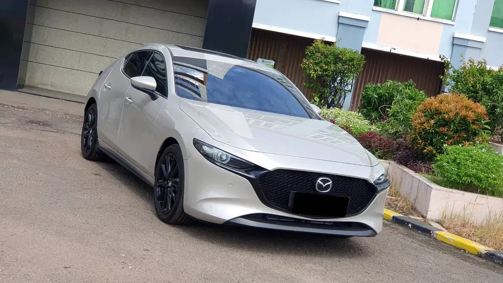 [ KM LOW 2RB ] Mazda 3 Mazda3 Hatchback HB 2.0 Facelift 2023 2024