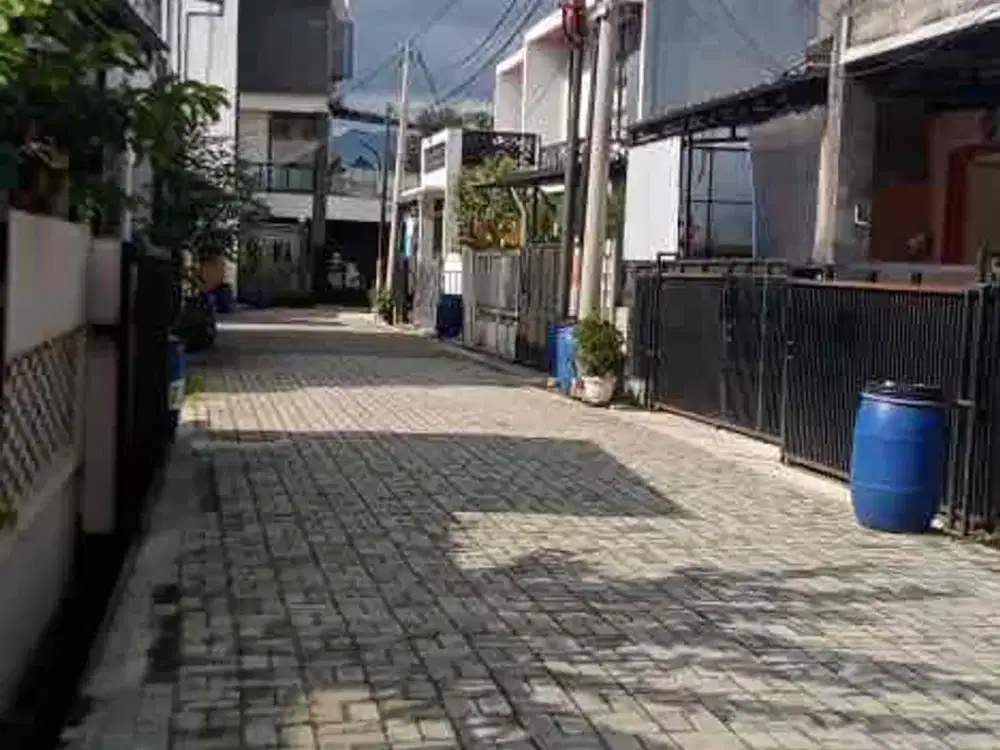 Rumah Murah Dalam Komplek Antapani Jl Cibodas Siap Huni
