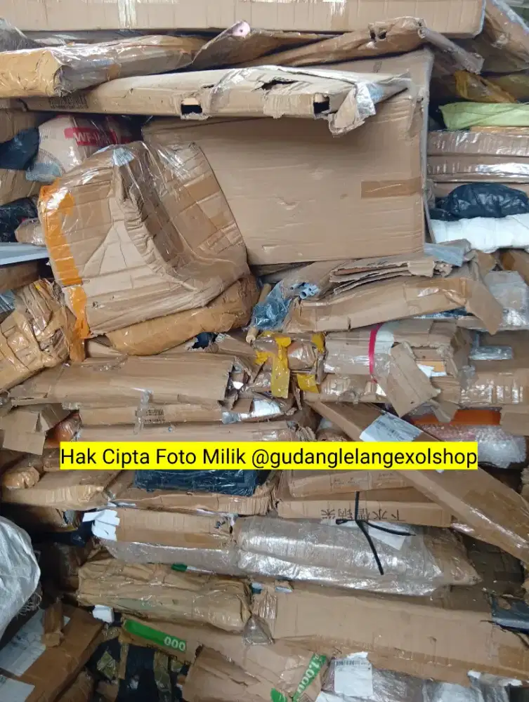 Furniture Lelang Masih Bagus OLSHOP RANDOM (1 Palet Isi 35 Pcs)