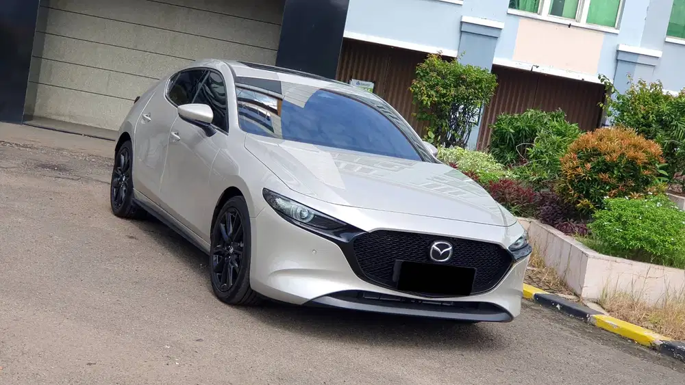 [ KM LOW 2RB ] Mazda 3 Mazda3 Hatchback HB 2.0 Facelift 2023 2024