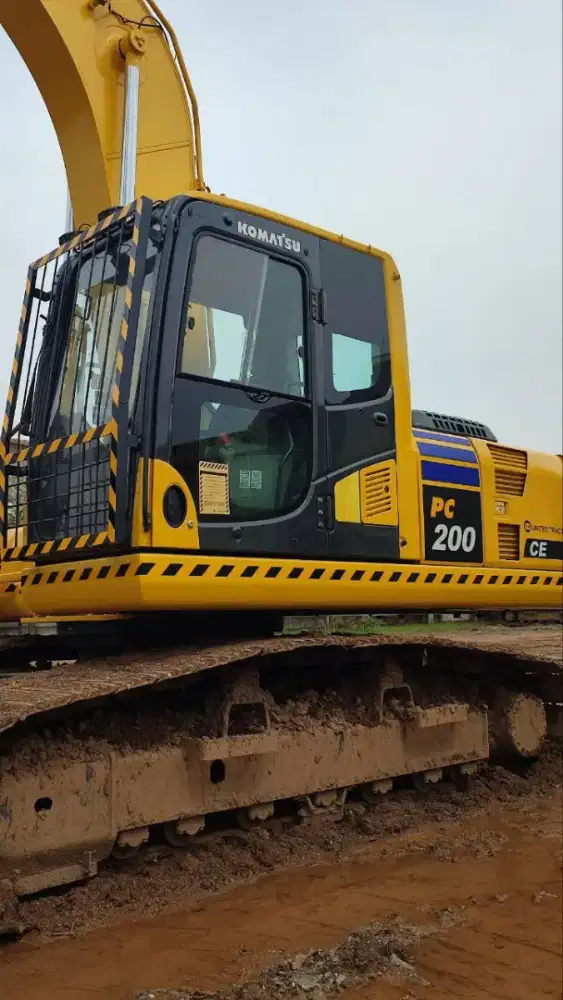 Exca PC200CE 4 cilinder 2022 di Banjarmasin