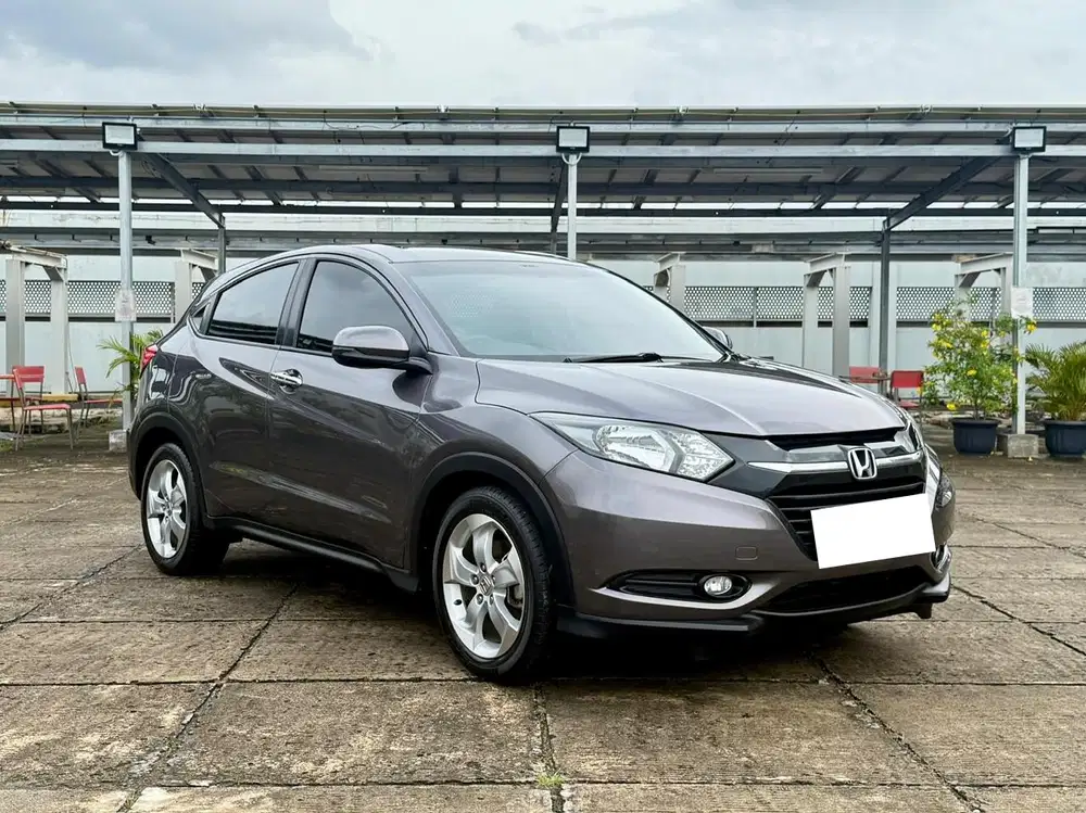 Honda HR-V E CVT AT 2017 Bensin