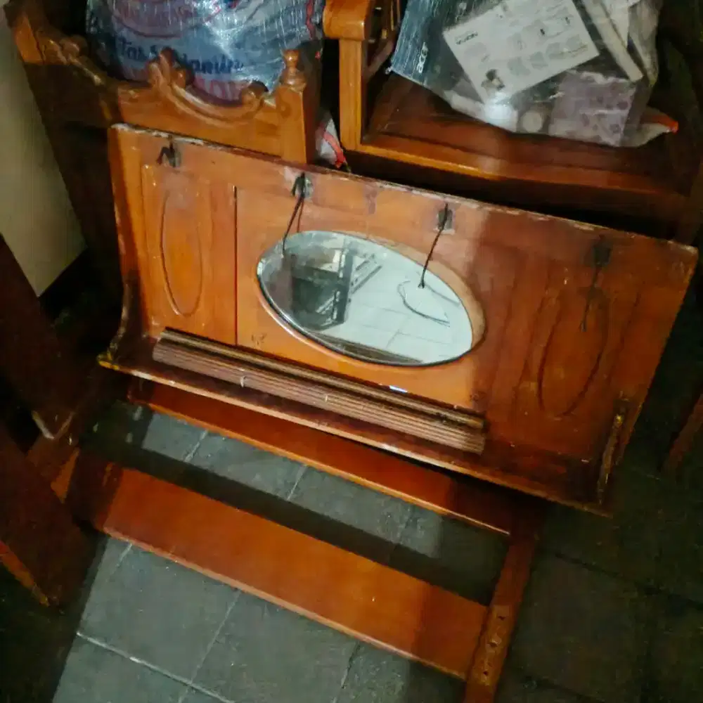 Barang Antik kondisi baik