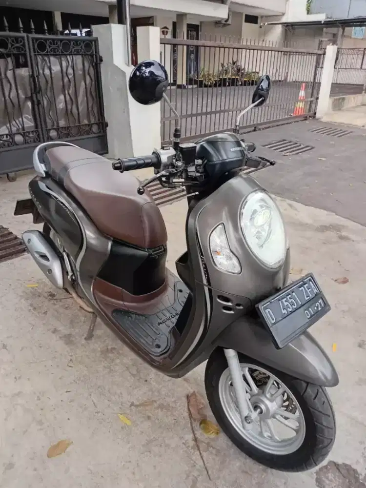 KM 27 RB HONDA SCOOPY 2021