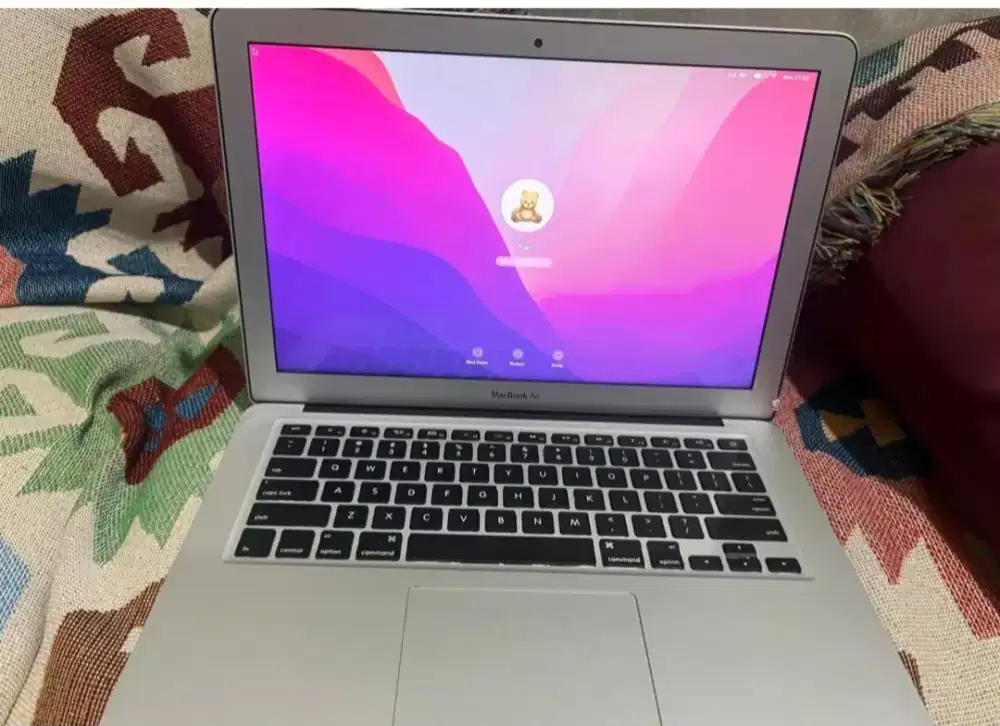 Dijual Laptop Macbook Air 2017