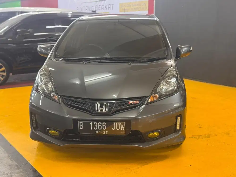 HONDA JAZZ RS MT 2014