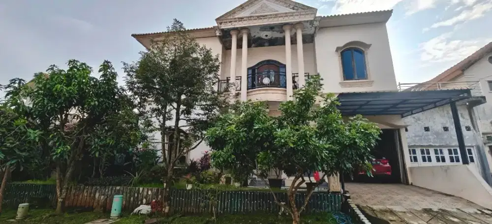 TURUN HARGA! Jual rumah pribadi di Graha Taman Bunga BSB City Semarang