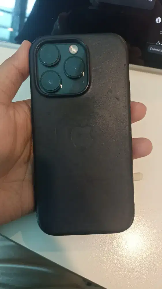 iPhone 14 Pro Leather Case