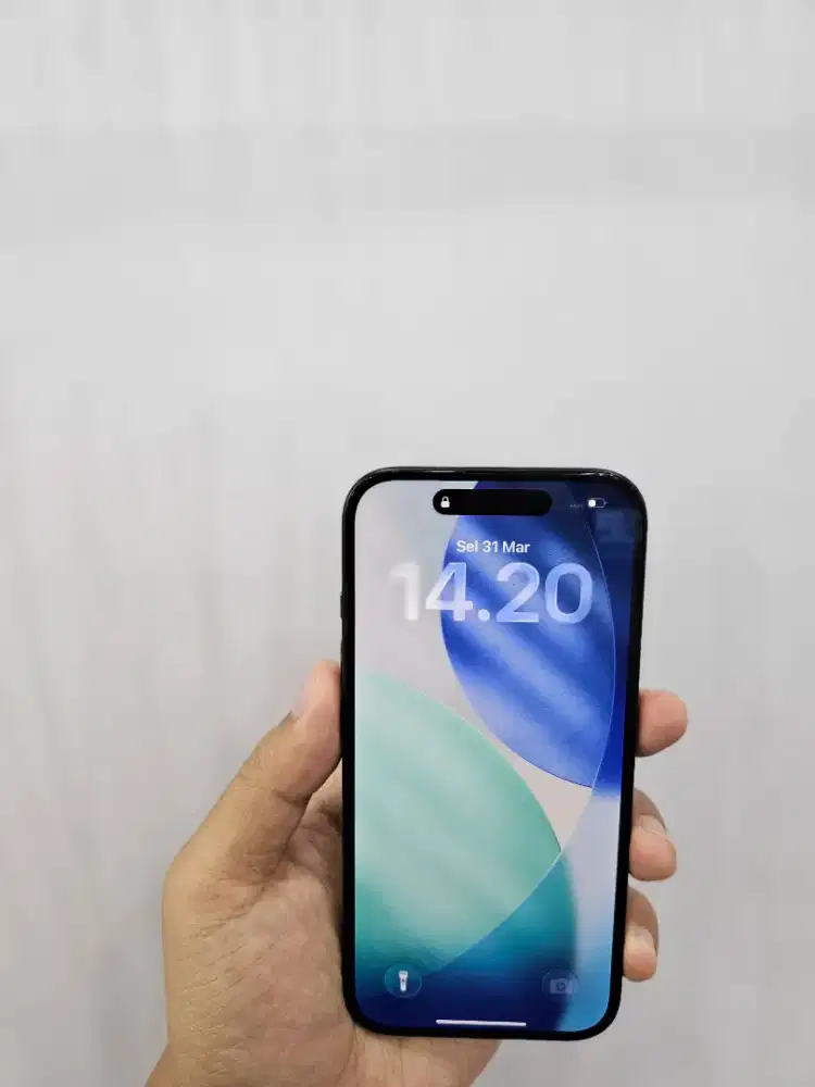 IPHONE 16 BASIC 128GB BLACK BH 95% GARANSI S/D SEPTEMBER 2026