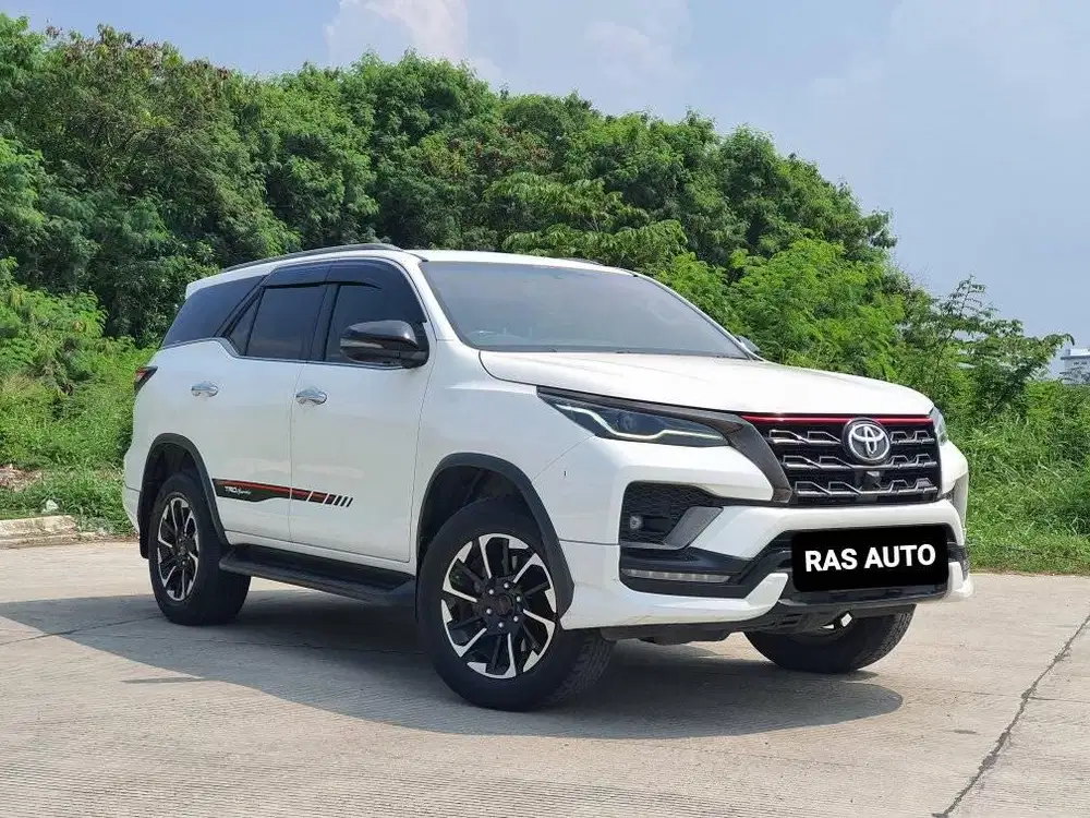 FACELIFT!!  Toyota Fortuner 2.4 VRZ TRD AT 2021