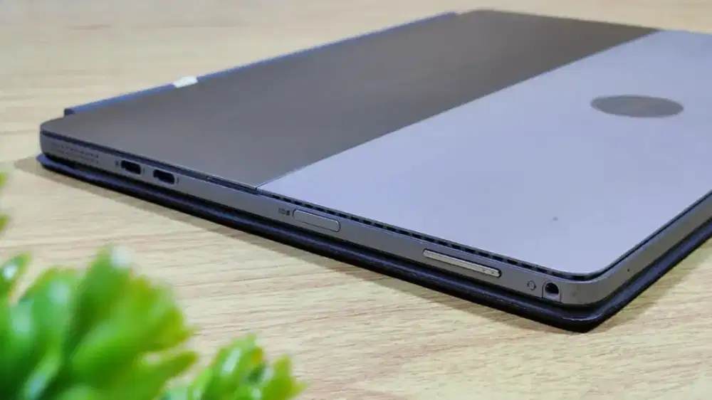 PROMO !! Dell Latitude 7200 (2-in-1)
Hanya 5 Jutaan! (Stok Limit)