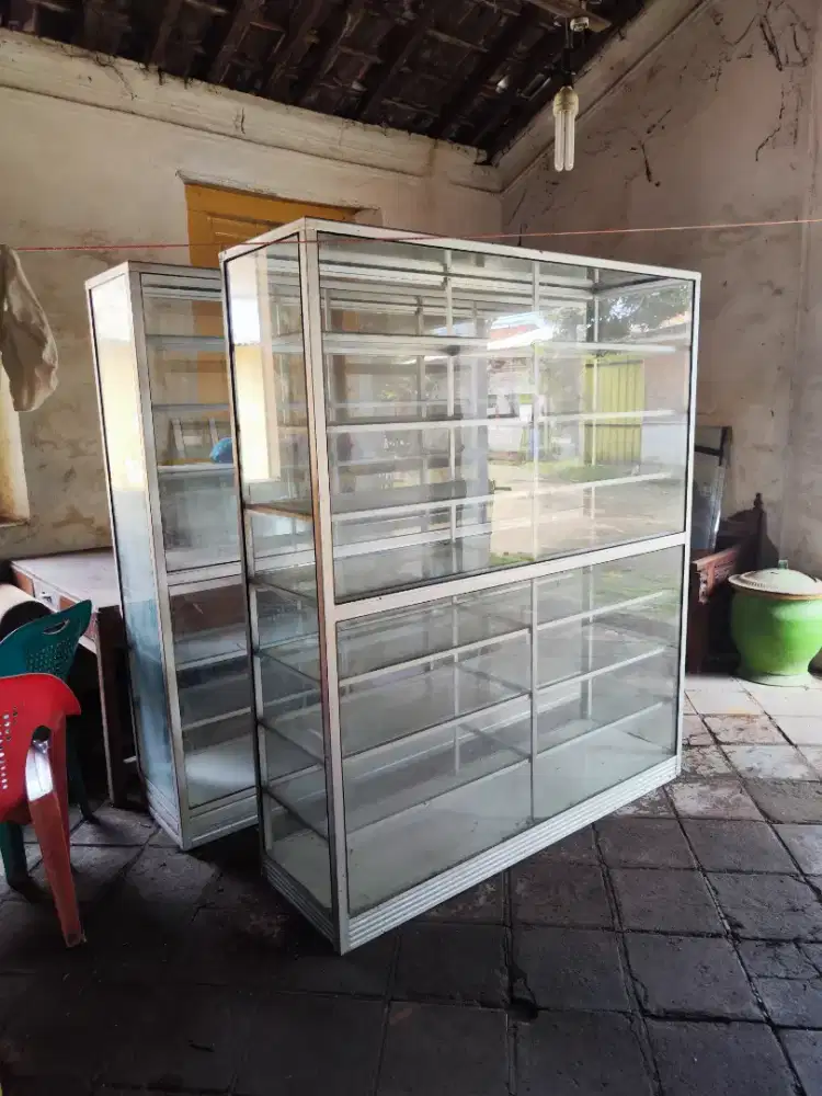 Etalase kaca estalase