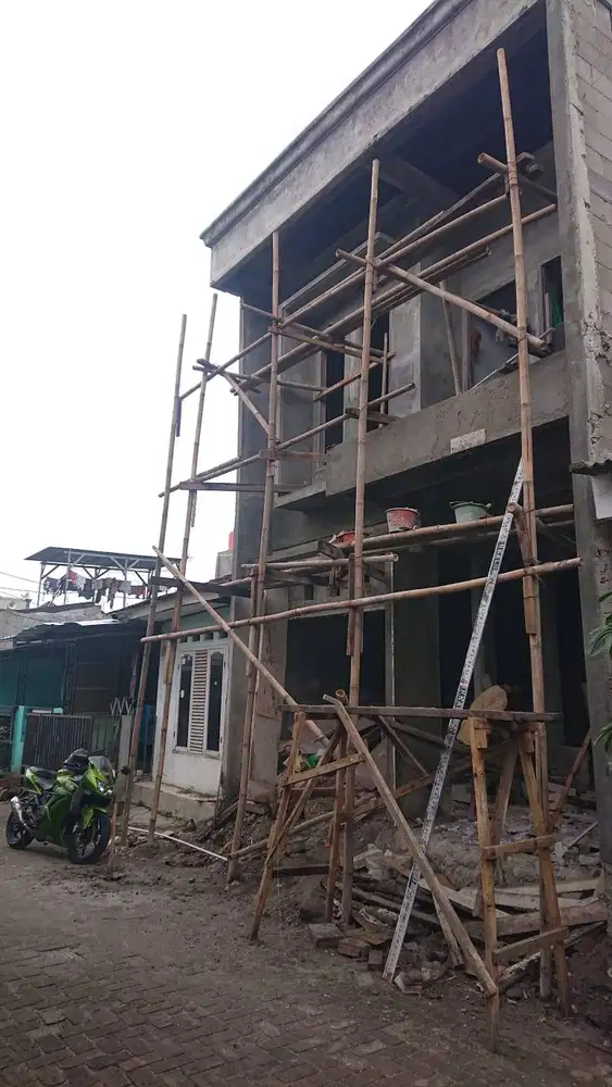 Dijual rumah daerah Cisauk Dekat Stasiun