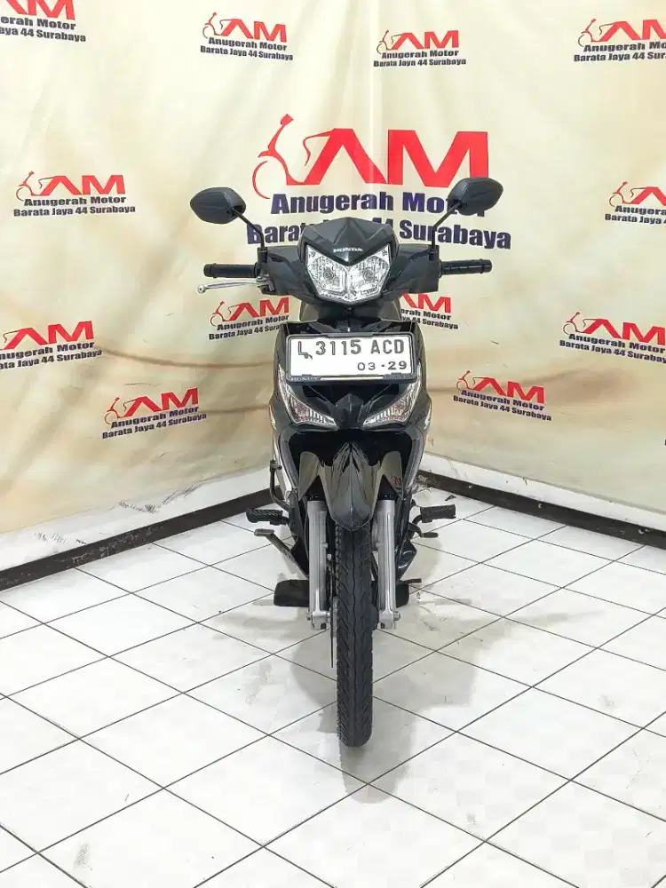 Honda supra x 125 fi spoke Tahun 2024 warna Hitam