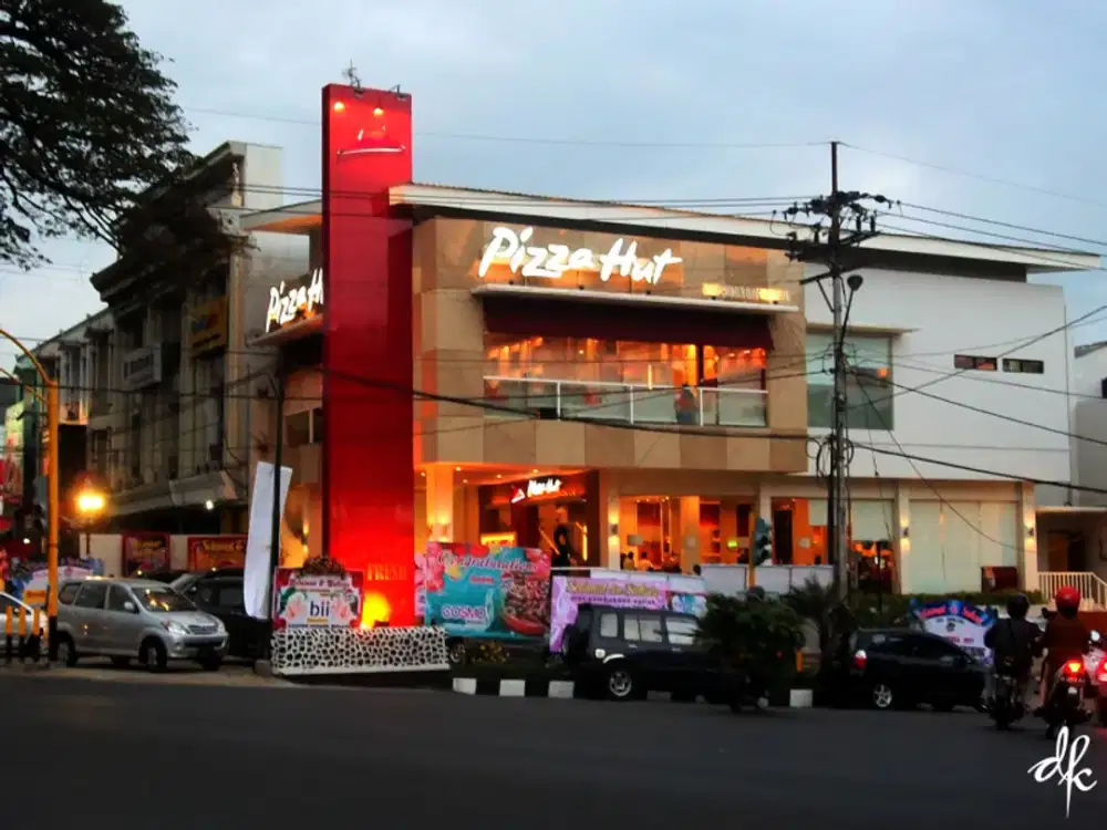 Dijual Ruko dan Usaha (Pizza Hut) Strategis di Ciliwung, Malang